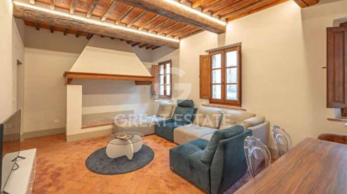 Appartamento con 6 locali in vendita in Passeggio Giuseppe Garibaldi, Torrita Di Siena