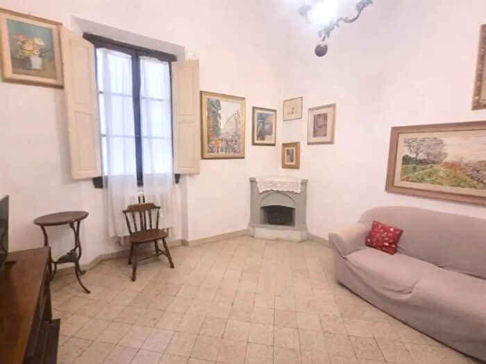 Appartamento con 6 locali in vendita in Firenze