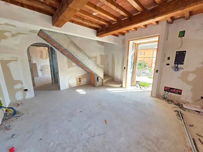 Casa quadrilocale in vendita in Via San Lorenzo, Signa