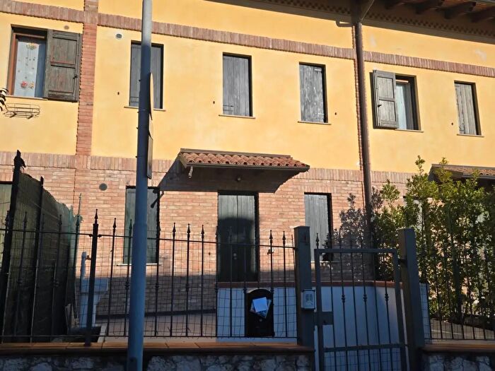 Casa trilocale in vendita in Castellarano