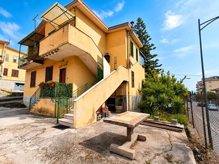 Appartamento quadrilocale in vendita in Via Masacagni, Eboli