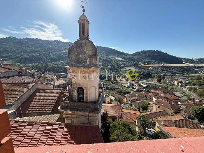 Appartamento con 5 locali in vendita in Via Annunziata Snc, San Biagio Della Cima