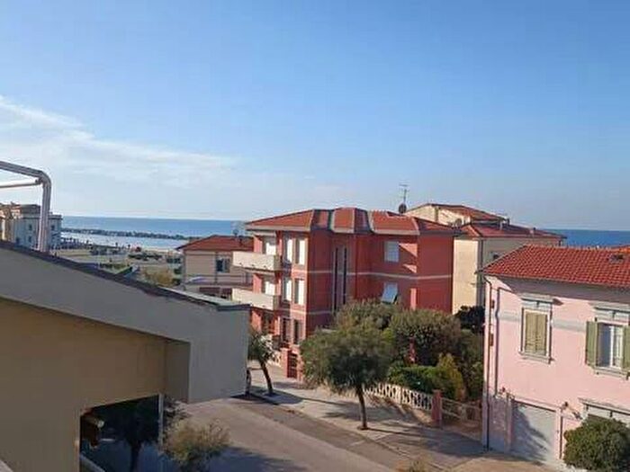 Appartamento monolocale in affitto in Via Pietro Moriconi, Marina di Pisa, Pisa