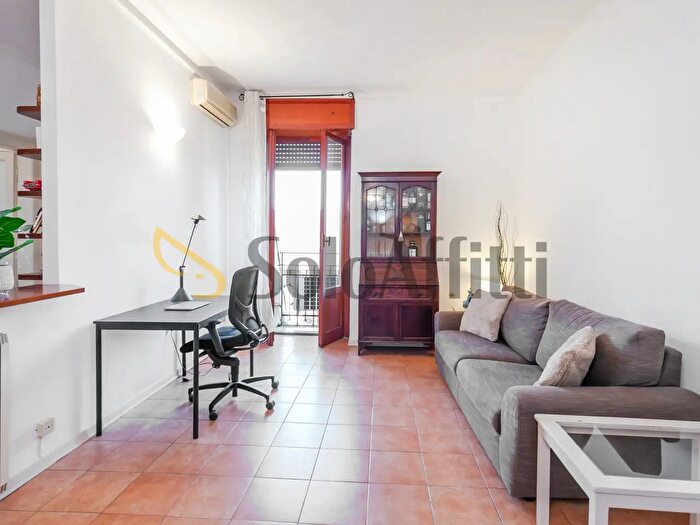 Appartamento bilocale in affitto in Via Vignola, Milano