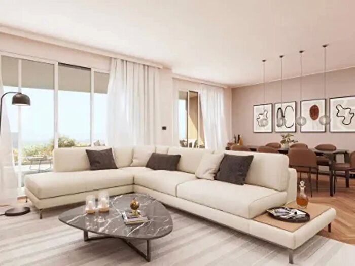 Appartamento con 5 locali in vendita in Via Muzio Clementi, Monza