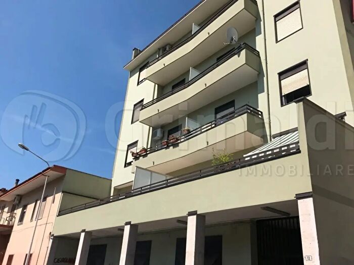 Appartamento trilocale in vendita in Giugliano In Campania