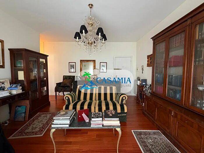 Appartamento con 5 locali in vendita in San Benedetto Del Tronto