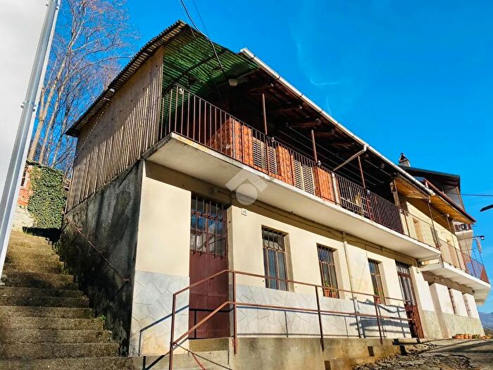 Casa con 7 locali in vendita in Via Fontana del Monte, Lanzo Torinese