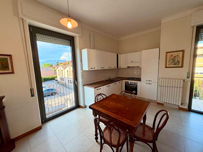 Appartamento trilocale in affitto in Via Borgo Giannotti, San Marco Acquacalda, Lucca