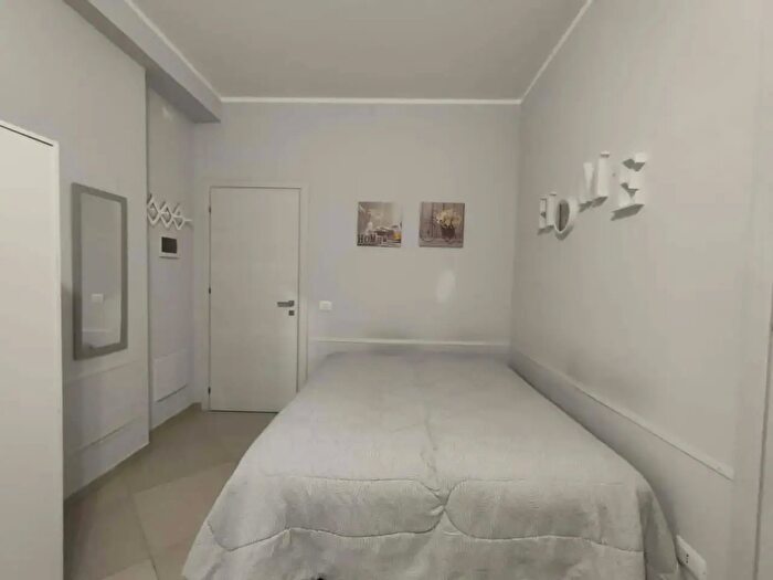 Appartamento monolocale in affitto in Via Rosario Gregorio, Palermo