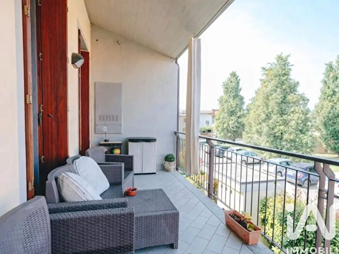 Appartamento trilocale in vendita in Via Santa Elisabetta, Adro