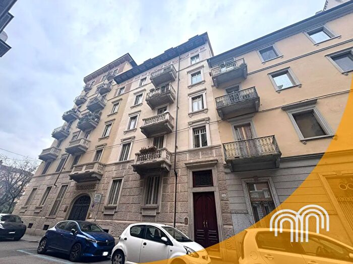 Appartamento quadrilocale in vendita in Via Amedeo Peyron, Torino