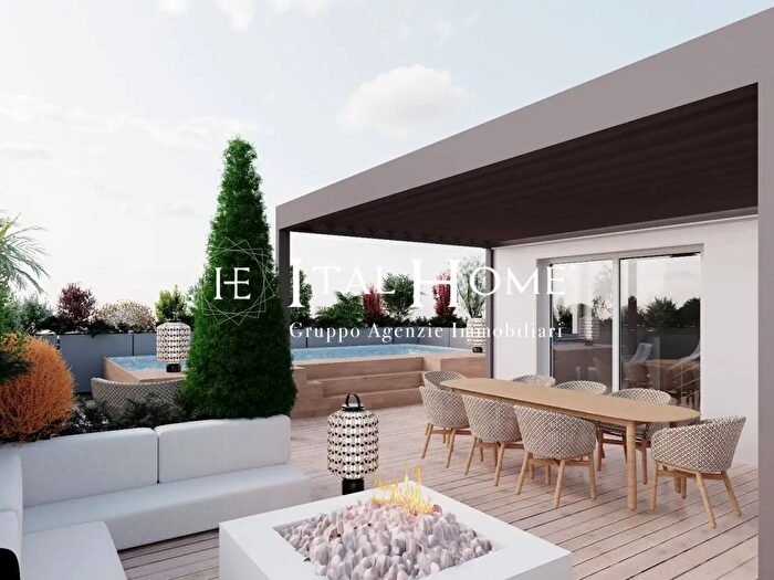 Appartamento con 5 locali in vendita in Giovanni Paolo II, Oggiono
