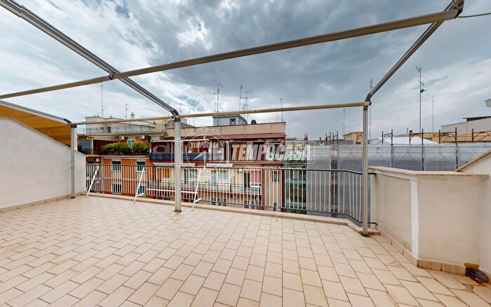 Appartamento quadrilocale in vendita in Via Gabrieli, Bari