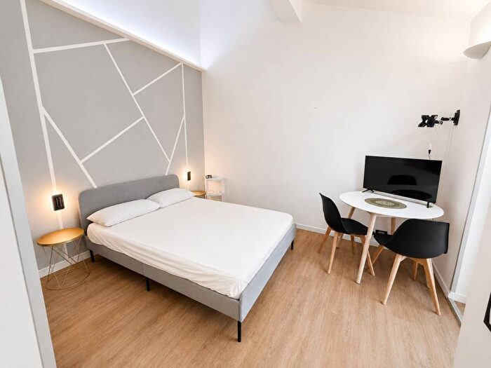 Appartamento monolocale in affitto in Via Giulio Carcano, Pezzotti Meda, Milano