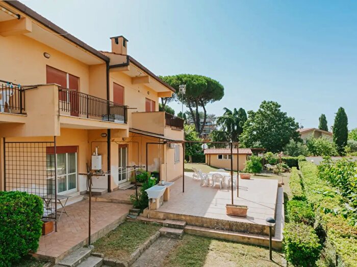 Appartamento in vendita in Via degli Olmi, Formello