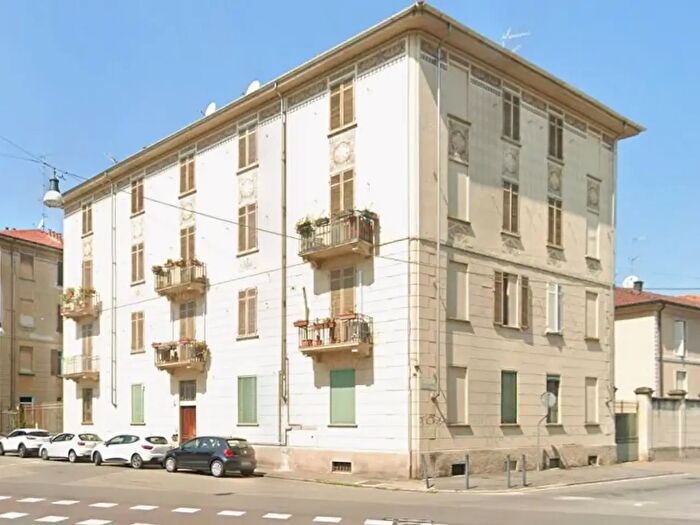 Appartamento bilocale in vendita in Via Luigi Bruzza, Vercelli