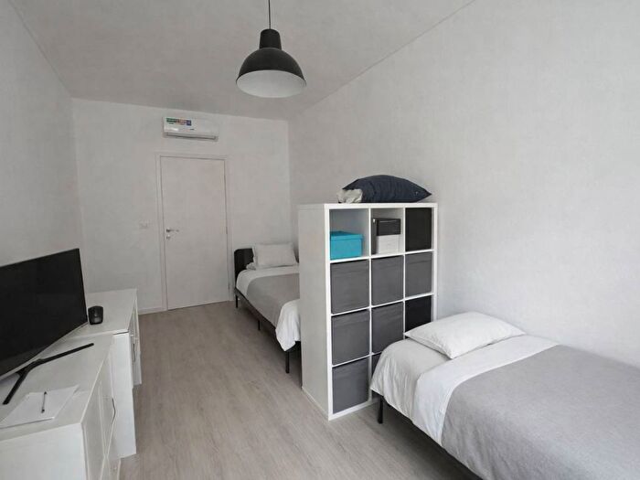 Appartamento trilocale in affitto in Via Madama Cristina, San Salvario Dante, Torino