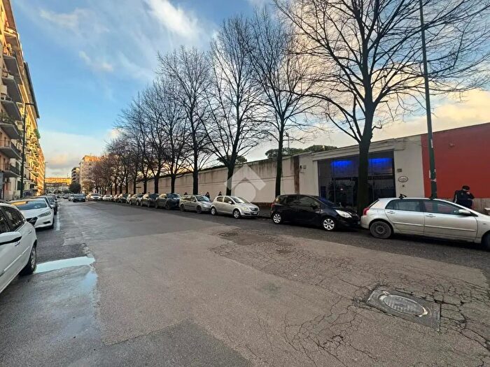 Appartamento monolocale in vendita in Via Gioacchino Rossini, Napoli