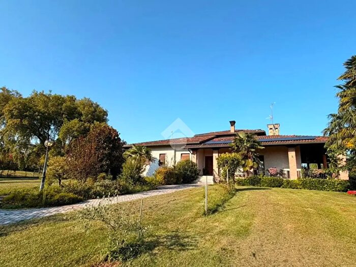 Casa con 5 locali in vendita in Via Croce, Prata Di Pordenone