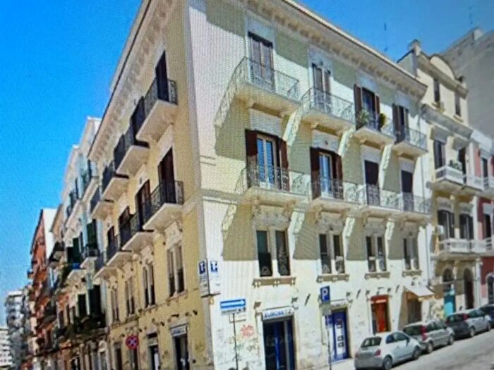 Appartamento bilocale in vendita in Bari