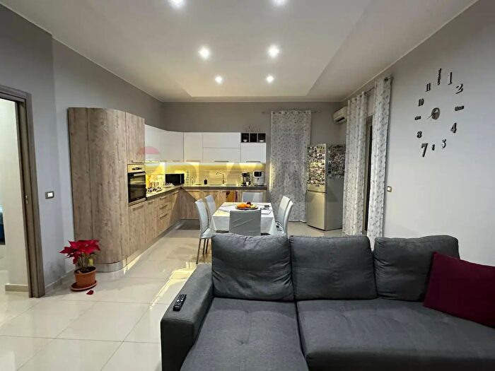 Appartamento quadrilocale in vendita in Catania