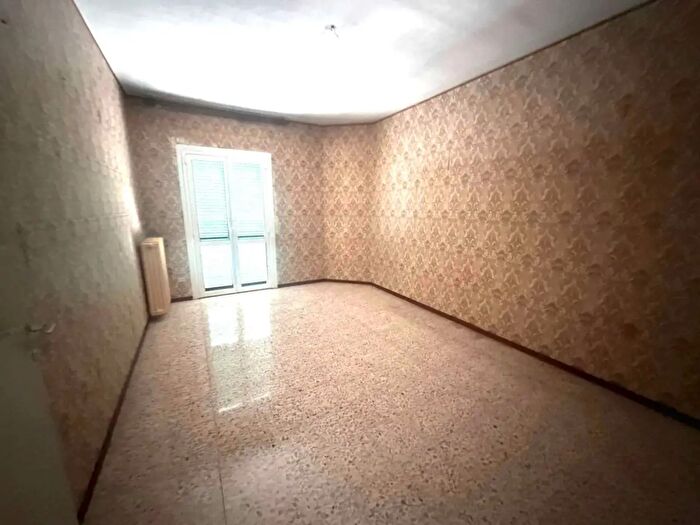 Appartamento trilocale in vendita in Via Roma, Eupilio