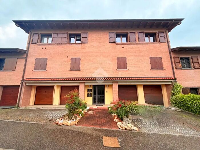Appartamento trilocale in vendita in Via Antonio Pallotti, Valsamoggia