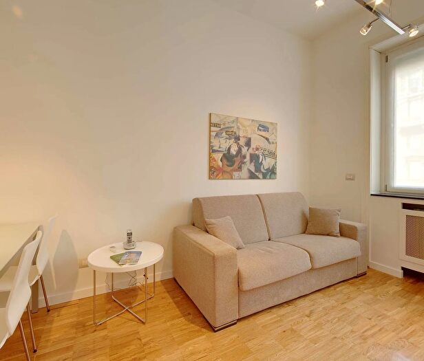 Appartamento monolocale in affitto in Via Giovanni Battista Pergolesi, Milano