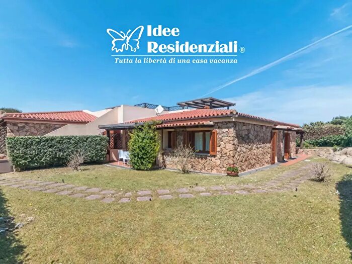 Casa quadrilocale in affitto in Vecchio Marino, Palau