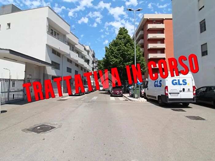 Appartamento quadrilocale in vendita in Via Verona, Brindisi