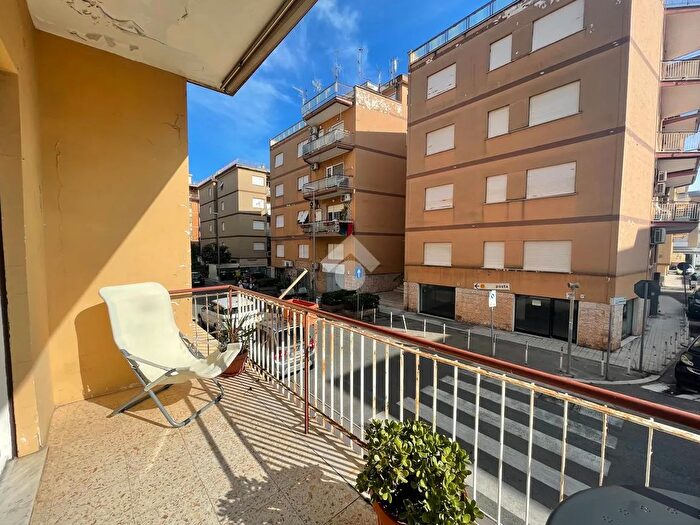 Appartamento trilocale in vendita in Via Basilicata, Terracina