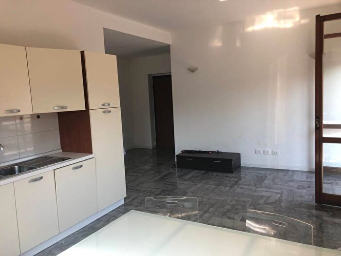 Appartamento bilocale in affitto in Viale Papa Giovanni XXIII, Almè