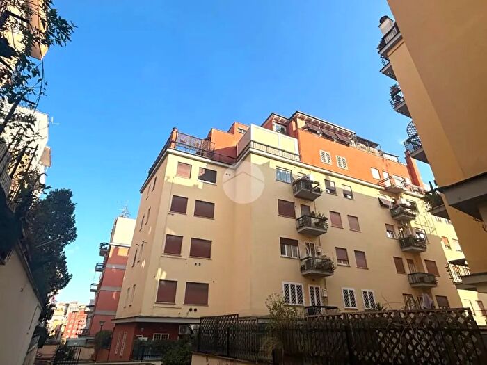 Appartamento monolocale in affitto in Via degli Orti Gianicolensi, Roma