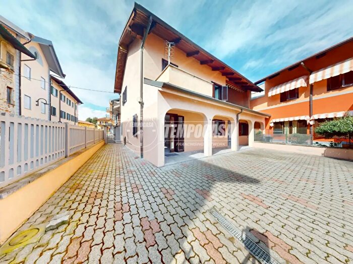 Casa quadrilocale in vendita in Vicolo Balchis, Caselle Torinese