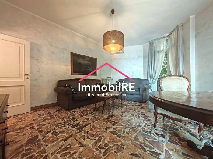 Appartamento trilocale in vendita in Reggio Emilia