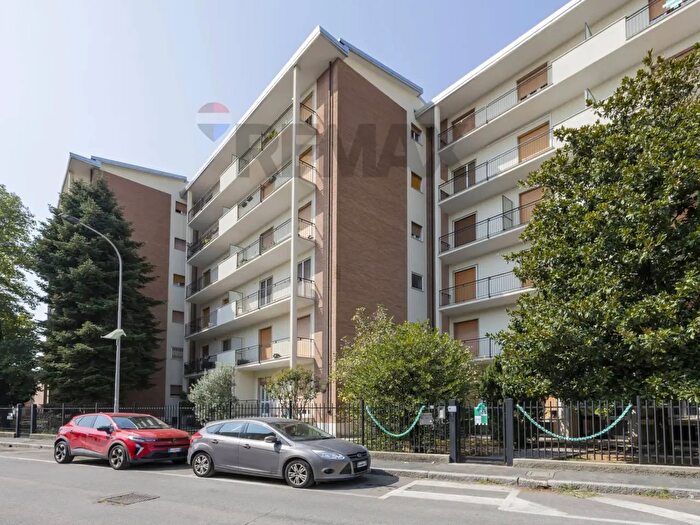 Appartamento trilocale in vendita in Via Donatello, Caponago