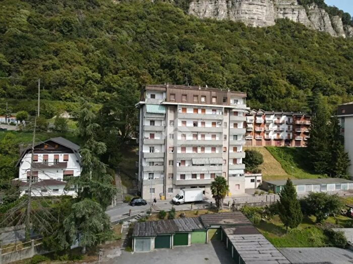 Appartamento bilocale in vendita in Via San Carlo, Monte Marenzo