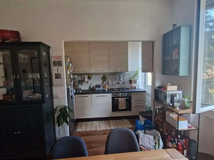 Appartamento trilocale in affitto in Via col di Lana, Como