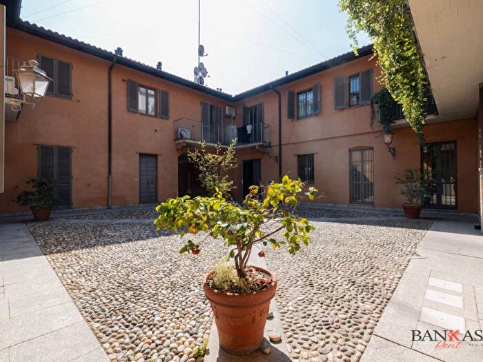 Appartamento bilocale in affitto in Via Giuseppe Ripamonti, Porta Romana Medaglie dOro, Milano
