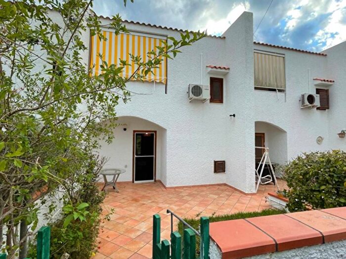 Casa quadrilocale in affitto in Via Datteri, Leporano Marina, Leporano