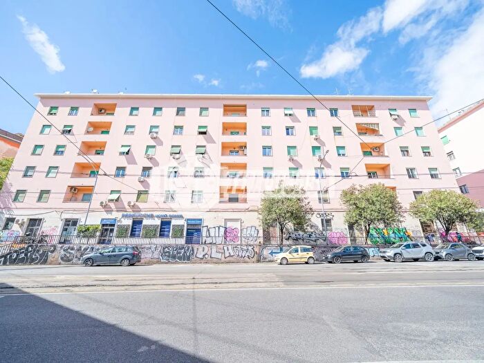 Appartamento trilocale in vendita in Roma