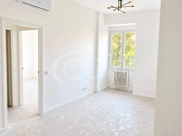Appartamento bilocale in vendita in Via Mecenate, Milano
