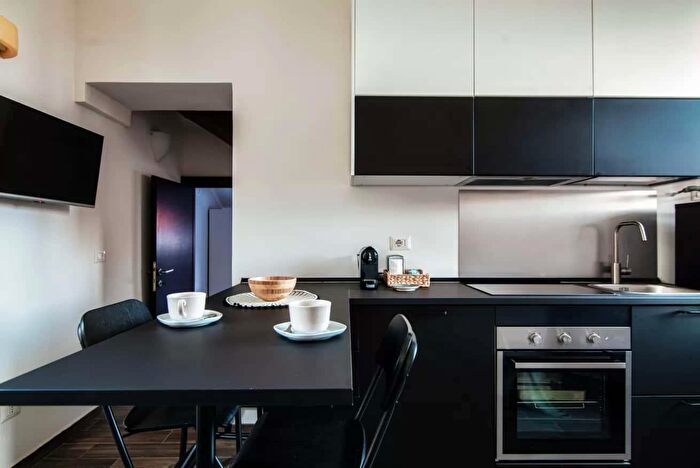 Appartamento monolocale in affitto in Viale Nazario Sauro, Milano