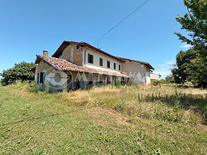 Casa con 9 locali in vendita in Via Pramorin, Portogruaro