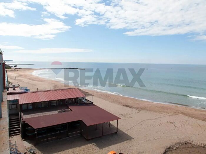 Appartamento trilocale in vendita in Lungomare delle Sirene, Anzio