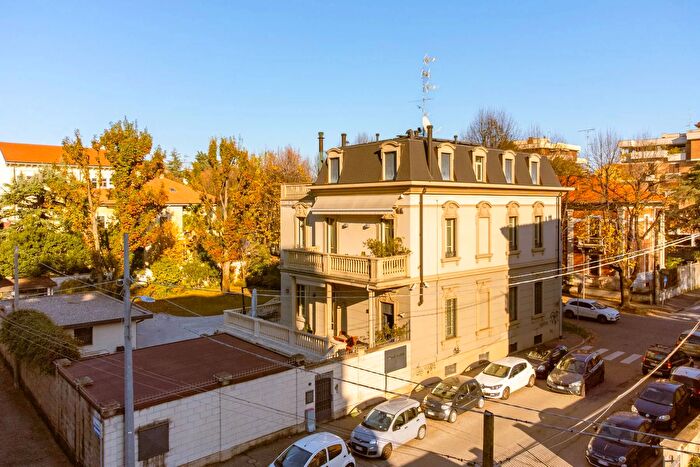 Case in Vendita e in Affitto - 2