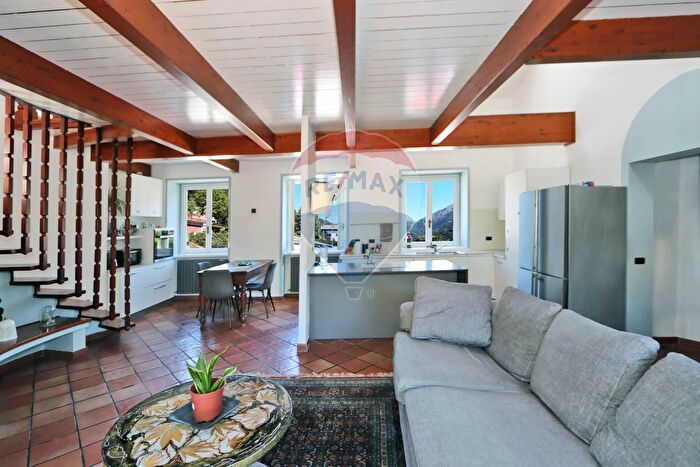 Appartamento con 5 locali in vendita in Pasturo