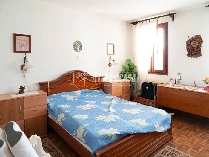 Appartamento trilocale in vendita in Via Luigi Masin, Rovigo