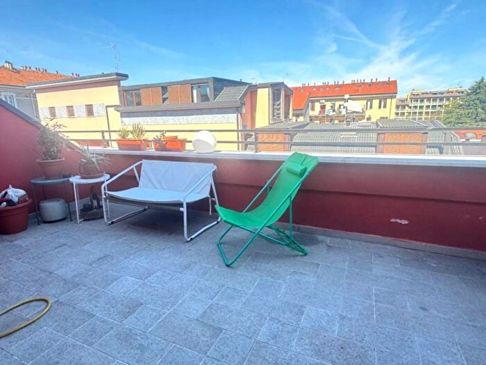 Appartamento bilocale in affitto in Via Asiago, Gorla, Milano